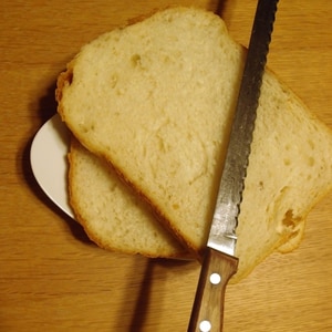 簡単！目から鱗！食パンをまっすぐ綺麗に切る裏技！